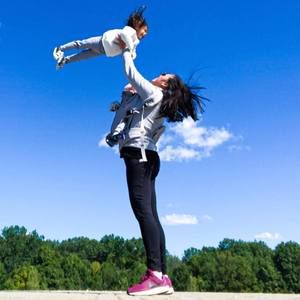 Meet your Posher, April